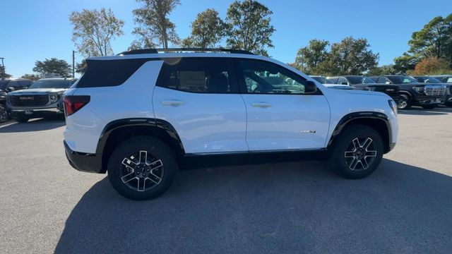 GMC Terrain Vehicle Full-screen Gallery Image 09