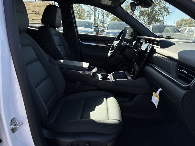 GMC Terrain Vehicle Full-screen Gallery Image 24