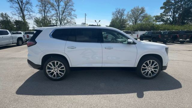 2026 GMC Acadia Denali - Photo 8