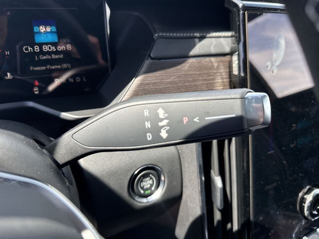 2026 GMC Acadia Denali - Photo 19