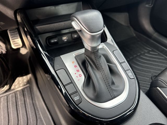 Kia Forte Vehicle Full-screen Gallery Image 20