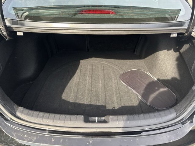 Kia Forte Vehicle Full-screen Gallery Image 29