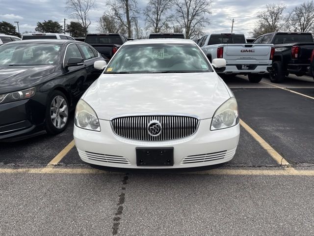 Buick Lucerne Vehicle Full-screen Gallery Image 05