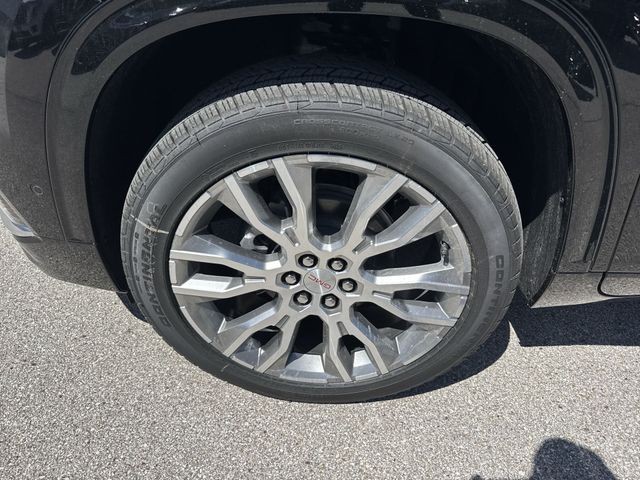 GMC Acadia Vehicle Full-screen Gallery Image 10