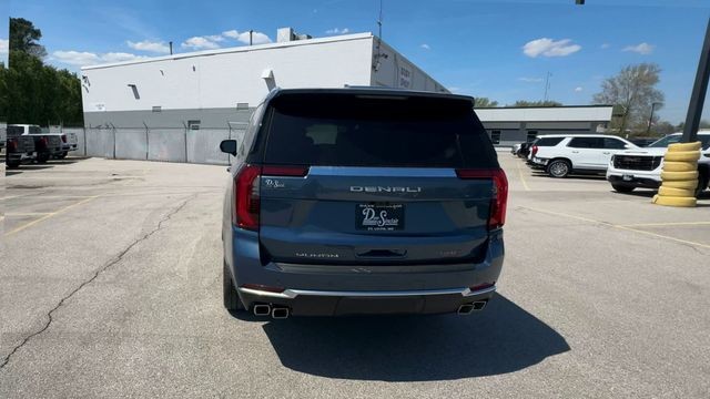 GMC Yukon XL Vehicle Full-screen Gallery Image 07