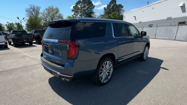 GMC Yukon XL Vehicle Full-screen Gallery Image 08