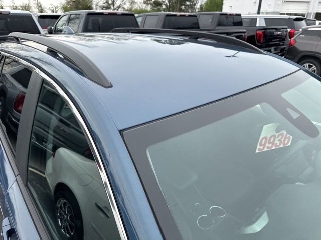 GMC Terrain Vehicle Full-screen Gallery Image 11