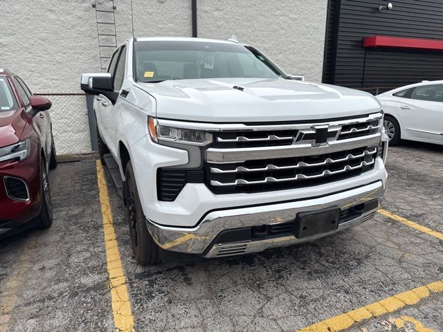 Chevrolet Silverado 1500 Vehicle Full-screen Gallery Image 07