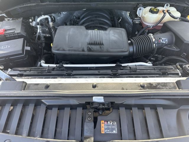 Chevrolet Silverado 1500 Vehicle Full-screen Gallery Image 33