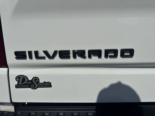 Chevrolet Silverado 1500 Vehicle Full-screen Gallery Image 34