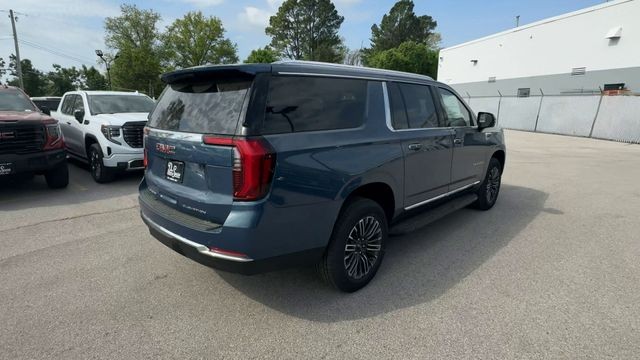 GMC Yukon XL Vehicle Full-screen Gallery Image 08