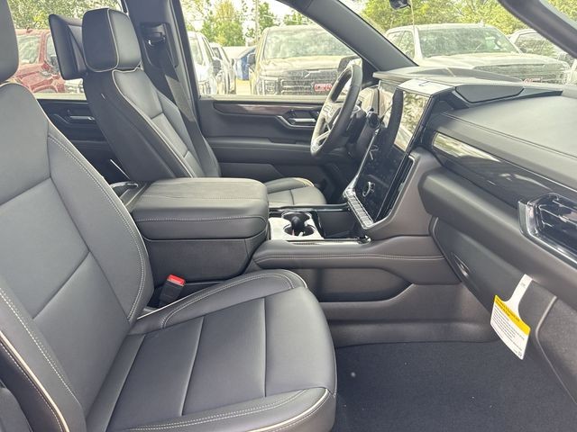 GMC Yukon XL Vehicle Full-screen Gallery Image 26