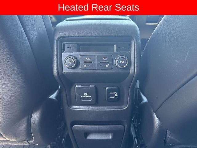 GMC Acadia Vehicle Full-screen Gallery Image 26