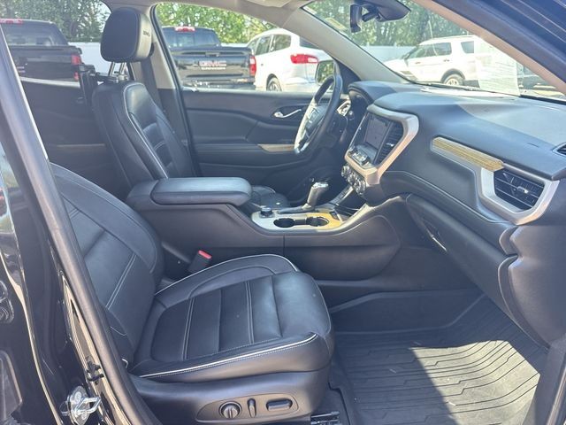 GMC Acadia Vehicle Full-screen Gallery Image 33