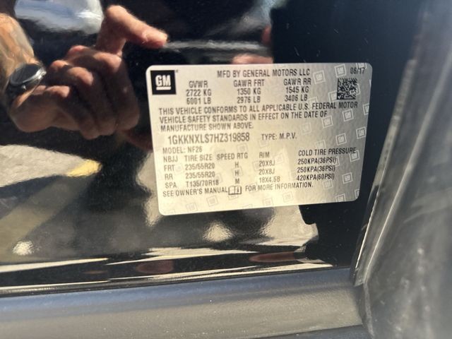 GMC Acadia Vehicle Full-screen Gallery Image 39