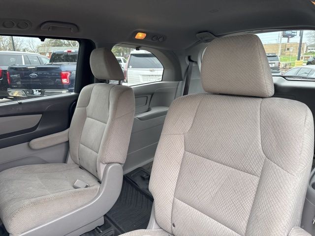 Honda Odyssey Vehicle Full-screen Gallery Image 10