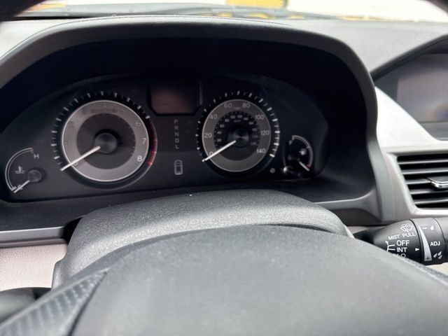 Honda Odyssey Vehicle Full-screen Gallery Image 11