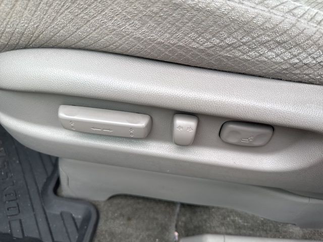 Honda Odyssey Vehicle Full-screen Gallery Image 15