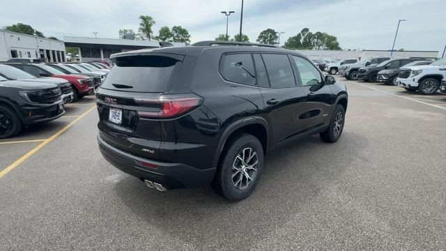 GMC Acadia Vehicle Full-screen Gallery Image 08