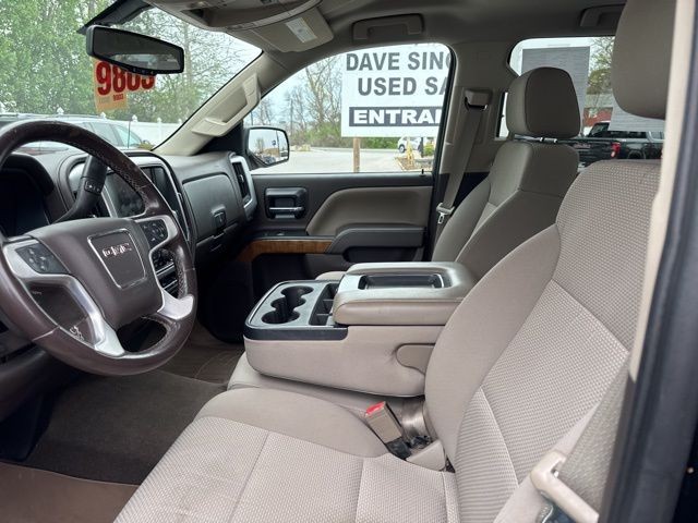 GMC Sierra 1500 Vehicle Full-screen Gallery Image 24