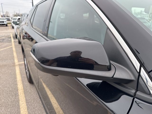 GMC Terrain Vehicle Full-screen Gallery Image 14