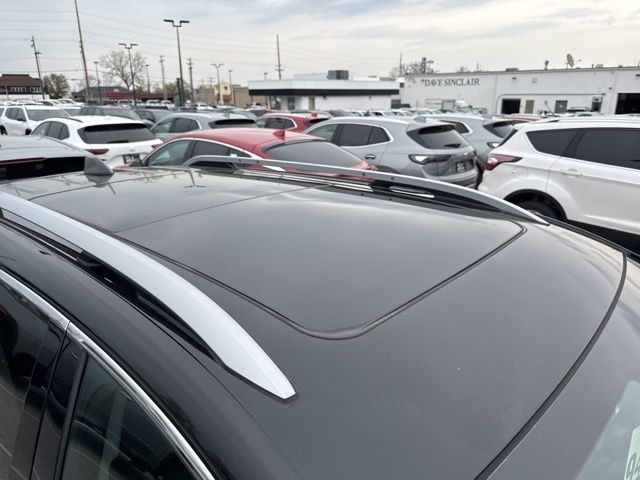 GMC Terrain Vehicle Full-screen Gallery Image 15