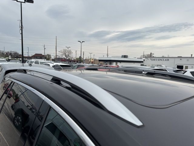 GMC Terrain Vehicle Full-screen Gallery Image 17