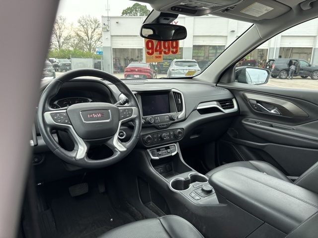 GMC Terrain Vehicle Full-screen Gallery Image 23