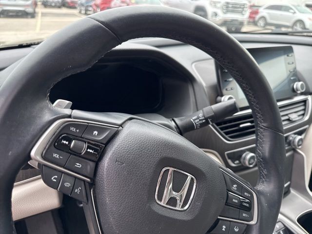 Honda Accord Sedan Vehicle Full-screen Gallery Image 20