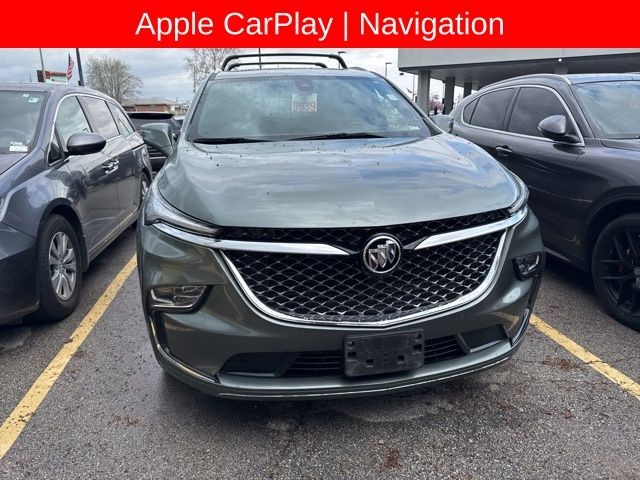 Buick Enclave Vehicle Full-screen Gallery Image 05