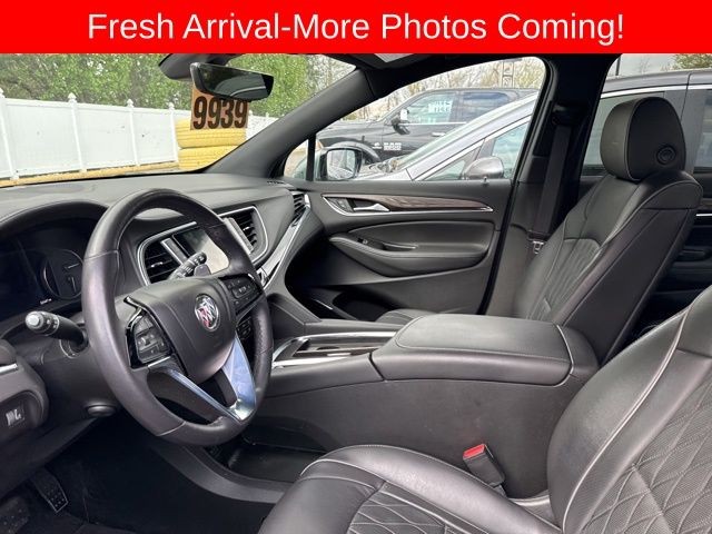 Buick Enclave Vehicle Full-screen Gallery Image 23