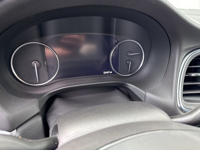 Buick Enclave Vehicle Full-screen Gallery Image 25