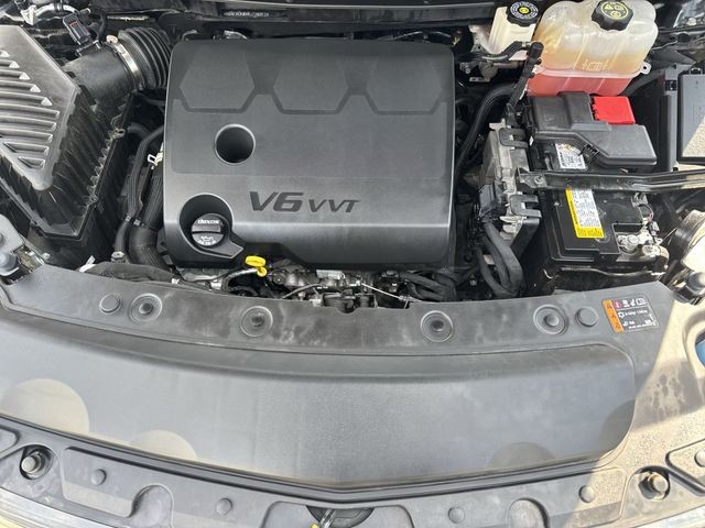 Buick Enclave Vehicle Full-screen Gallery Image 30