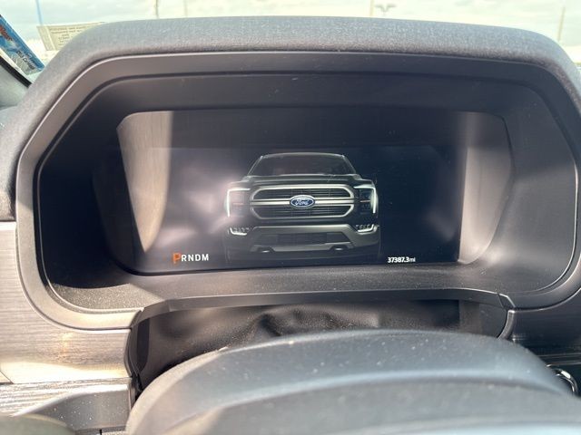 Ford F-150 Vehicle Full-screen Gallery Image 25