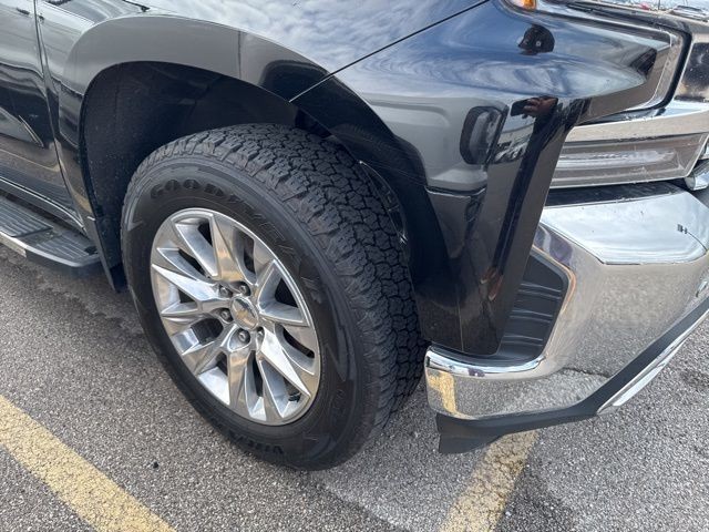 Chevrolet Silverado 1500 LTD Vehicle Full-screen Gallery Image 07