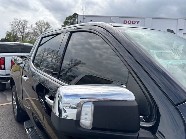 Chevrolet Silverado 1500 LTD Vehicle Full-screen Gallery Image 11