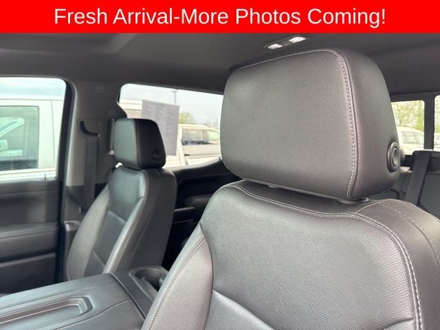 Chevrolet Silverado 1500 LTD Vehicle Full-screen Gallery Image 17