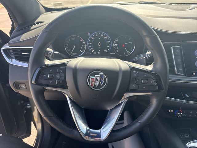 Buick Enclave Vehicle Full-screen Gallery Image 11