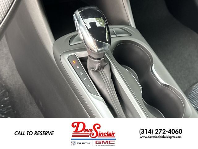 Buick Envista Vehicle Full-screen Gallery Image 20
