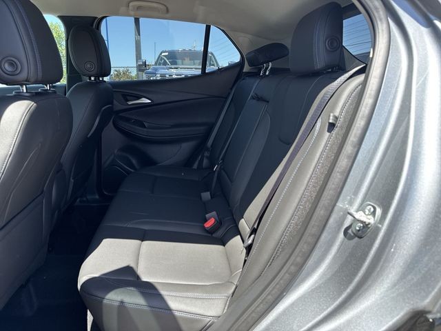 Buick Encore GX Vehicle Full-screen Gallery Image 21
