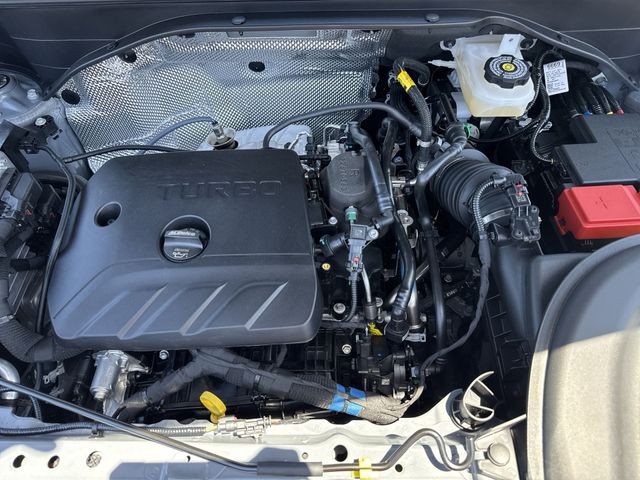 Buick Encore GX Vehicle Full-screen Gallery Image 24