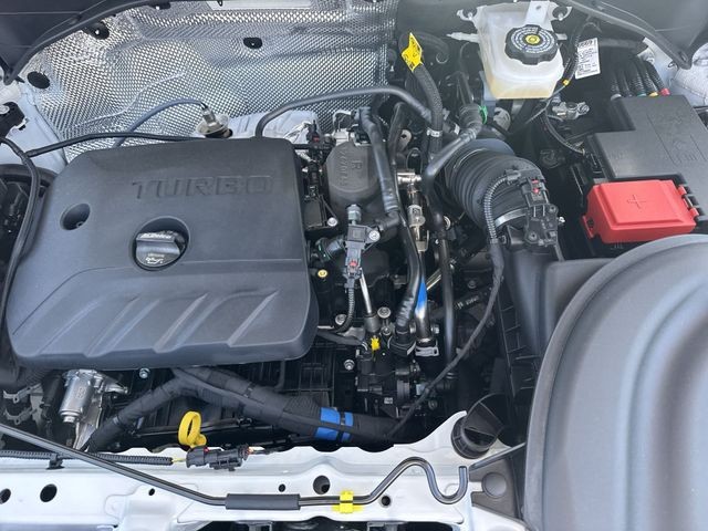 Buick Encore GX Vehicle Full-screen Gallery Image 25