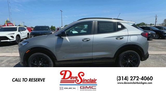 Buick Encore GX Vehicle Full-screen Gallery Image 05