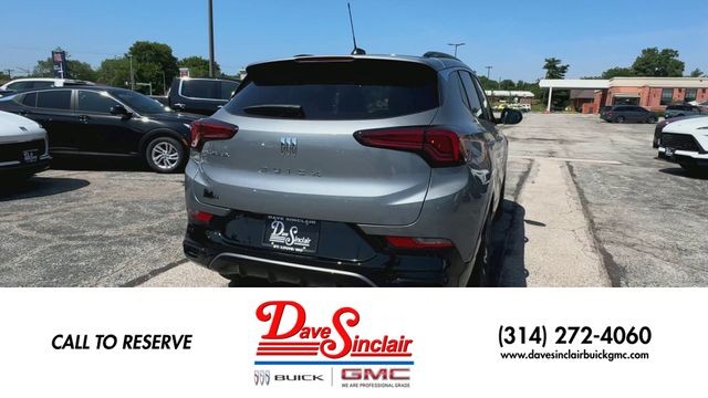 Buick Encore GX Vehicle Full-screen Gallery Image 08