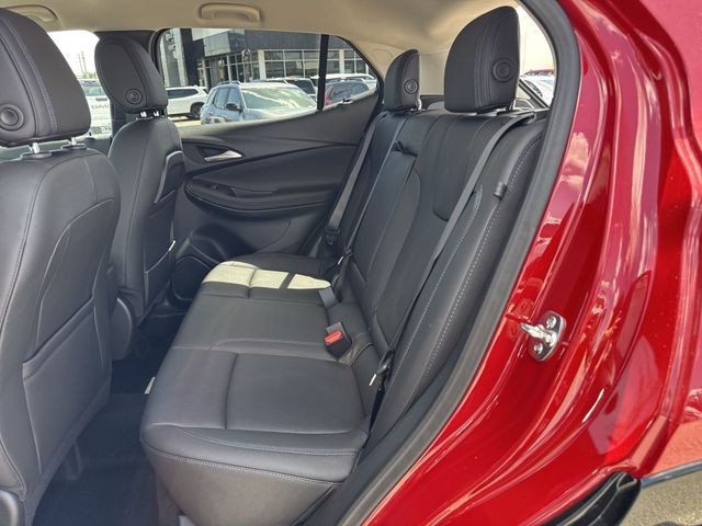 Buick Encore GX Vehicle Full-screen Gallery Image 21