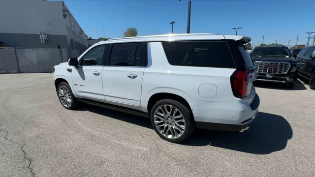 GMC Yukon XL Vehicle Full-screen Gallery Image 06
