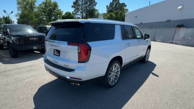 GMC Yukon XL Vehicle Full-screen Gallery Image 08
