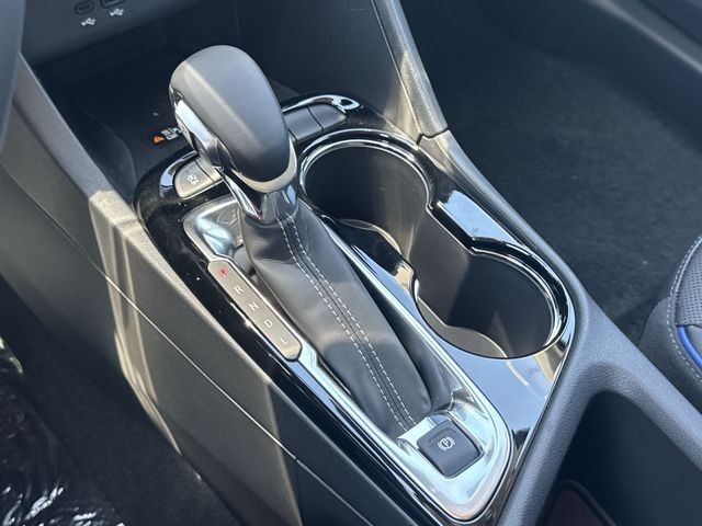 Buick Encore GX Vehicle Full-screen Gallery Image 19