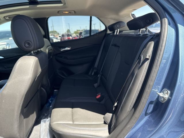Buick Encore GX Vehicle Full-screen Gallery Image 22
