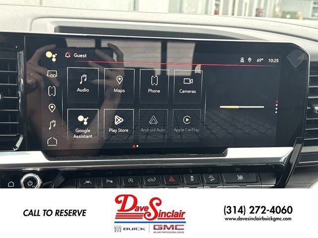 GMC Sierra 1500 Vehicle Full-screen Gallery Image 16